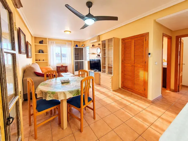 Apartamento con garaje, piscina y terraza orientada al suroe - foto 3