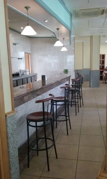 LOCAL COMERCIAL PARA HOSTELERÍA — 6