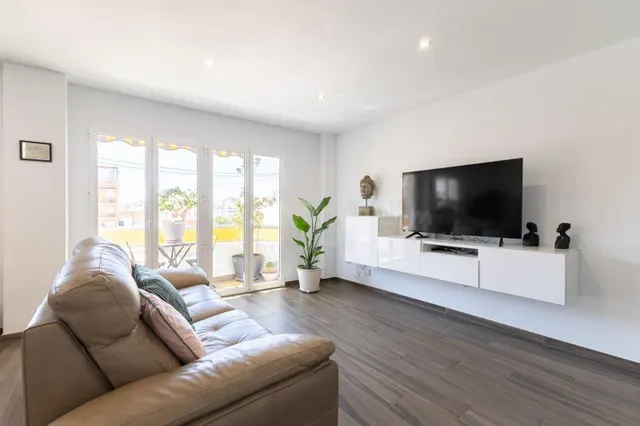 Piso 2 habitaciones 105m² en alquiler - El Cabanyal - El Can - foto 5