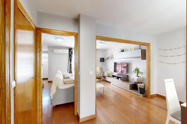 DUPLEX EN ROCHE — 9