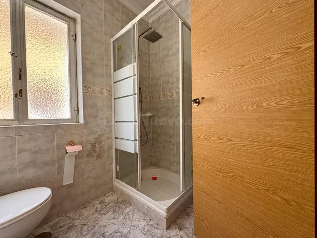 Piso para reformar junto al Mercado de Abastos de Cádiz — 12