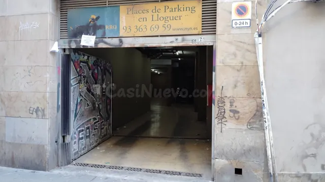 Parking 10m² en alquiler - Casc Antic — 2