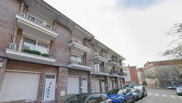 Se vende chalet OKUPADO en Calle Olot 6 de Terrassa (Barcelo - foto 3