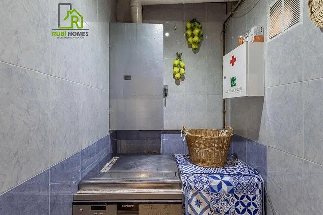 Chalet independiente con pozo propio y placas solares — 8