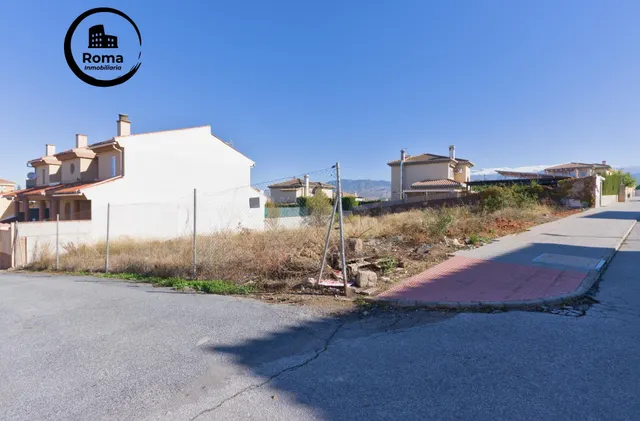 PARCELA URBANA DE 560m2 en calle KEOPS, OTURA. - foto 5