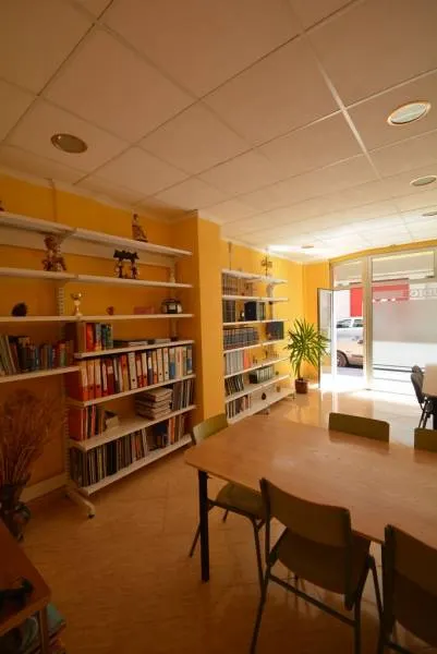 ¡¡PRECIO REBAJADO!! Local en planta baja de 87,50 m2. en Orihuela. Zona de Reyes Católicos. — 5