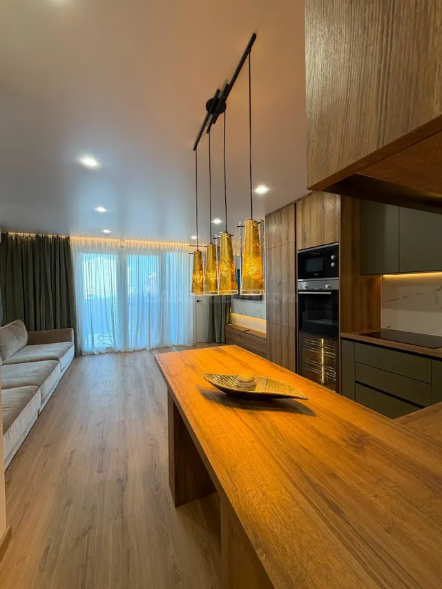 Gran bungalow junto al mar en Torrevieja: 1 hab, 1 baño — 2