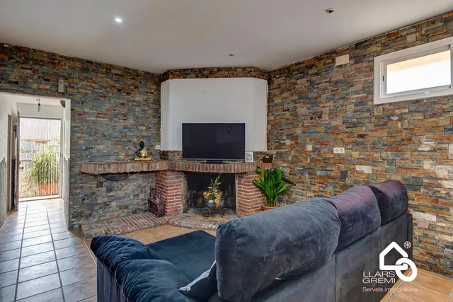 VENTA CASA EN PIERA ZONA CAN CLARAMUNT JARDÍN, PISCINA Y GARAJE!! — 48