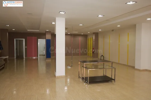 🏖️ Se vende local comercial en Puerto de Sagunto, a escasos  - foto 5