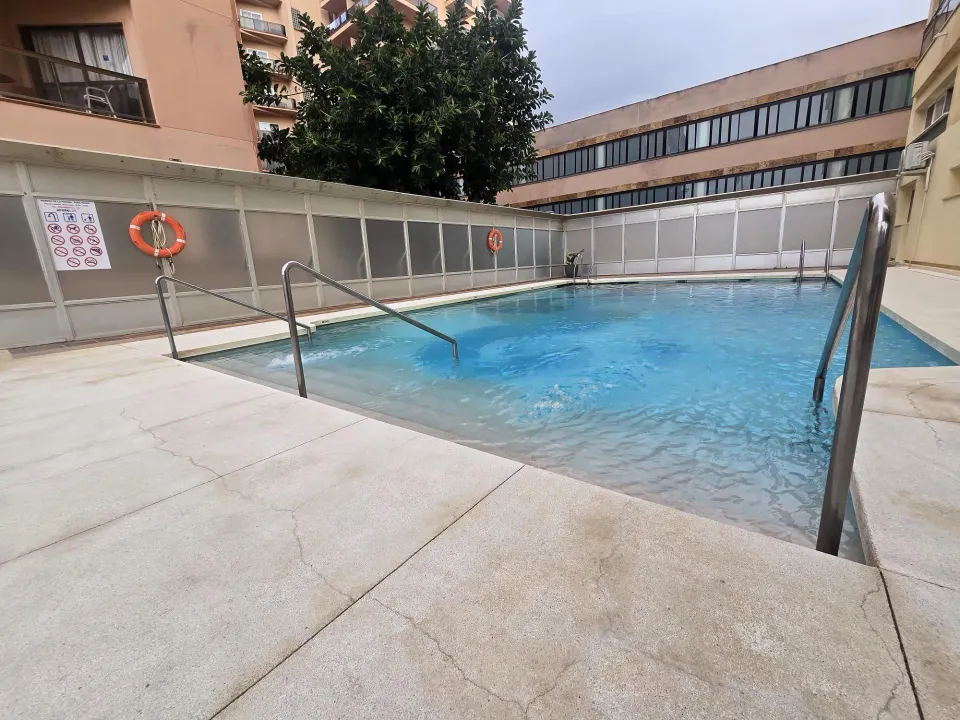 ALQUILER DE LARGA TEMPORADA – PRIMERA LÍNEA EN LA CARIHUELA