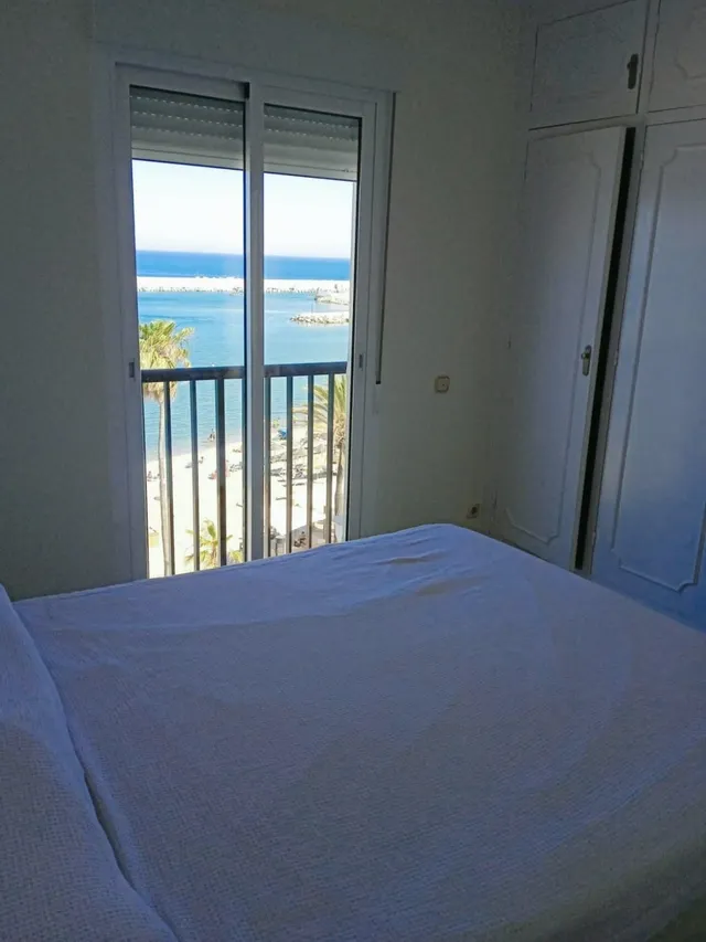 Fuengirola - Primera Línea de Playa - Piso 3 Dormitorios - Terraza — 17