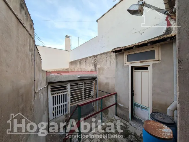 ¡hazla a tu gusto! casa esquinera y luminosa con patio — 9
