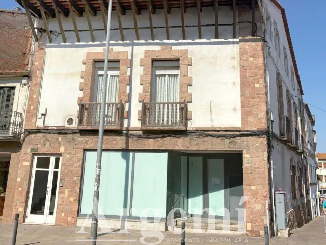 ALQUILER LOCAL COMERCIAL ESQUINERO – PLENO CENTRO PALAU-SOLI - foto 3