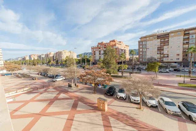 ¡VIVE EN RONDA SUR, EN UNA DE LAS ZONAS MÁS CÓMODAS Y DEMAND - foto 2
