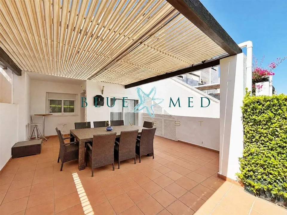 Apartamento en planta baja con jardín  en condado de alhama