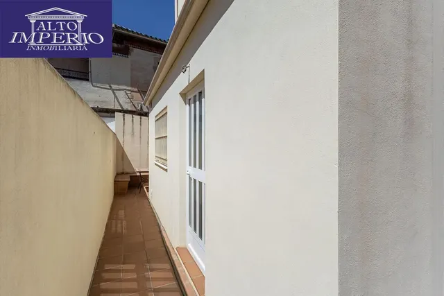 Chalet Exclusivo en Camino Bajo de Huétor — 32