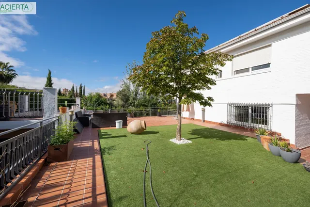 Espectacular chalet en el serrallo — 8