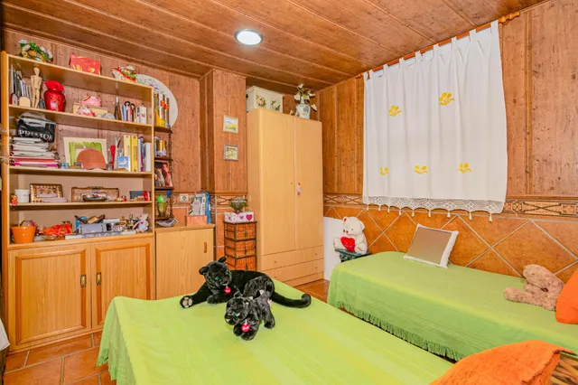 Fantástica casa adosada con gran patio, sótano habitable y excelente luminosidad !! — 36