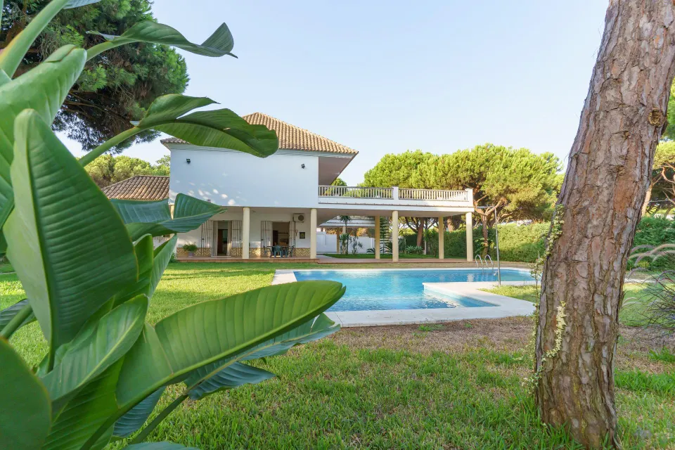 Exclusivo chalet independiente en Mazagón, a solo 400 metros de la playa