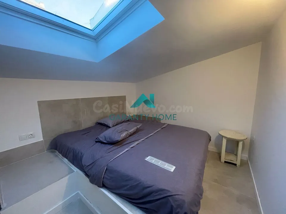 Estupendo loft de dos habitaciones y vestidor