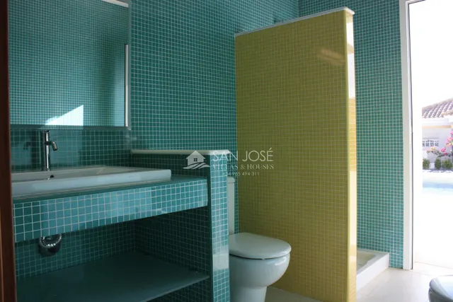 CHALET EN PRIMERA LINEA DE CAMPO DE GOLF, ALENDA GOLF, ALICANTE — 32