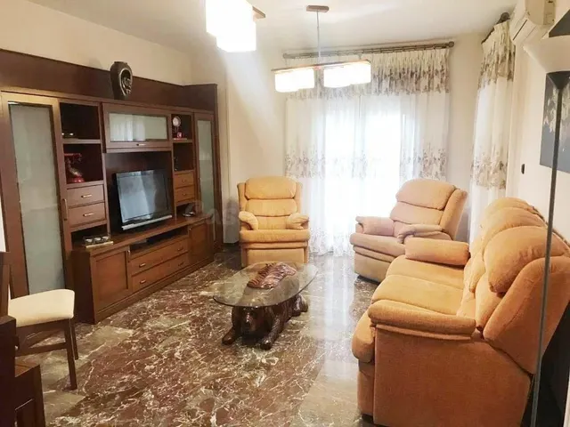 FANTÁSTICO PISO SITUADO EN PLENO CENTRO DE JAÉN CON LICENCIA