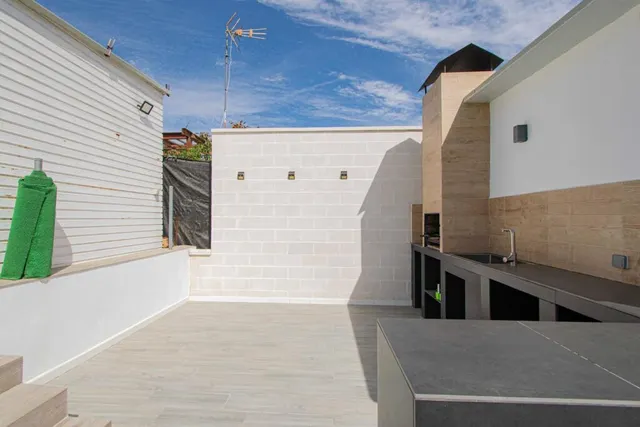 Precioso chalet independiente en Sanlúcar La Mayor con Licencia VUT — 23