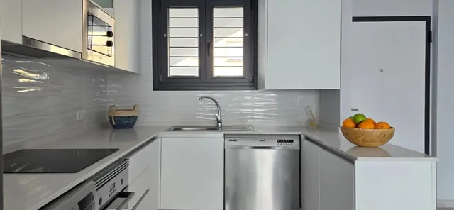 Moderno apartamento de 2023 con plaza de garaje en Villamartín, Orihuela Costa — 6