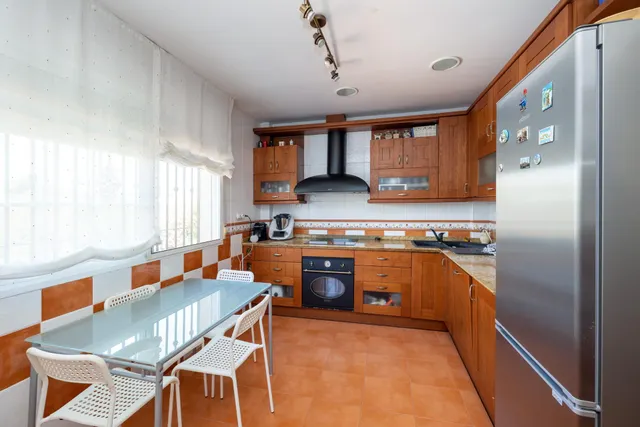 Preciosa Casa Pareada en Urbanización El Ventorrilo (Vegas del Genil) — 18