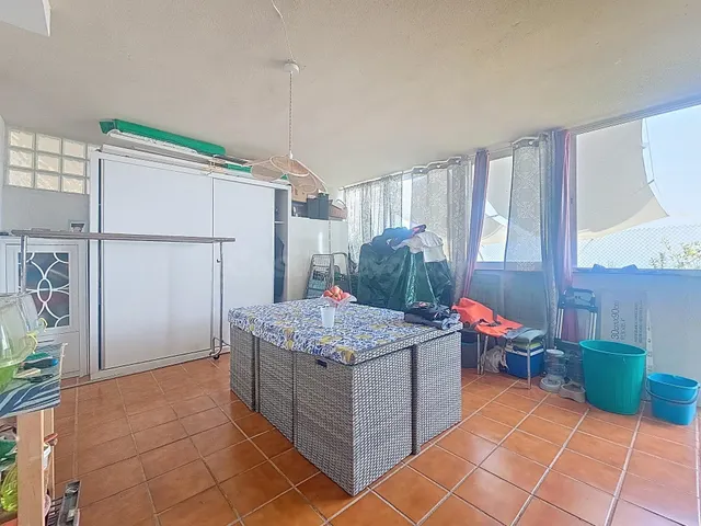 Precioso apartamento de 2 dormitorios con vistas al mar - foto 4