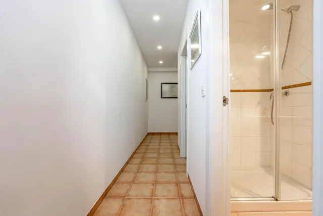 Se vende piso en el realejo (tres dormitorios) — 38