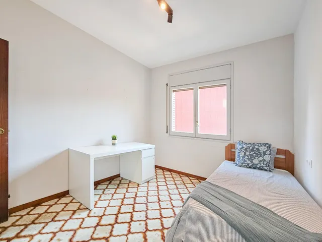 Piso 4 habitaciones 129m² en venta - El Clot — 23