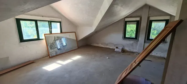 CASA REFORMADA USO HOTELERO EN SANTA COMBA — 42