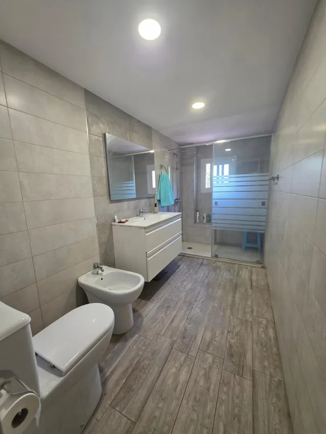Se alquila Habitación en piso compartido — 8