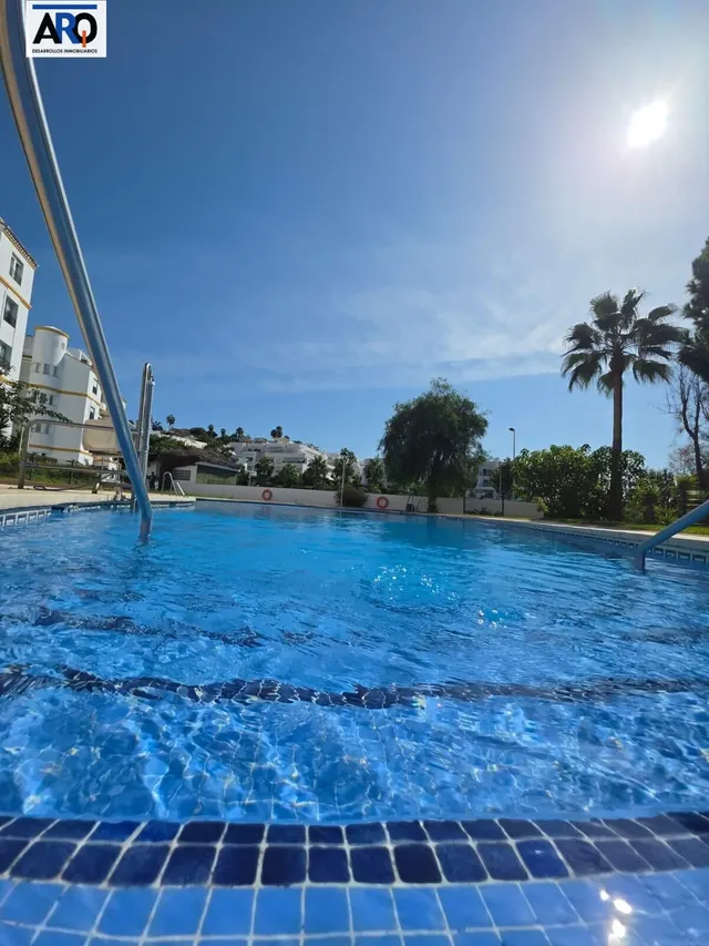Oportunidad en Benalmádena Costa: 1 dormitorio cerca del mar — 29
