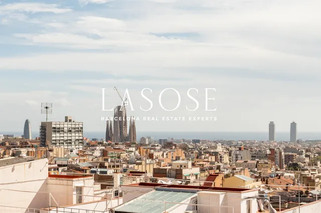 Acogedor piso de dos dormitorios, balcón y terraza comunitaria en alquiler en La Salut — 13