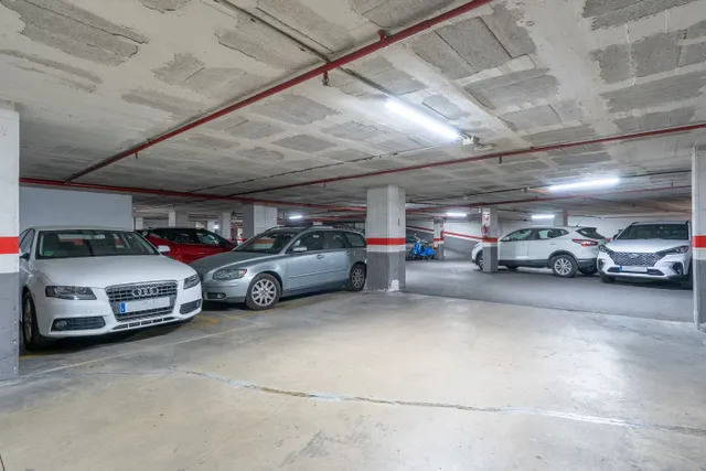 Parking 11m² en alquiler - Eixample — 9