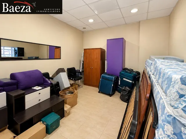 LOCAL COMERCIAL ACONDICIONADO — 7