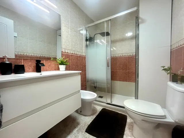 Apartamento reformado en Torrevieja — 16