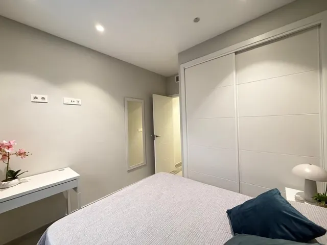 Apartamento 1 habitación 60m² en venta - Estacion de autobuses — 13