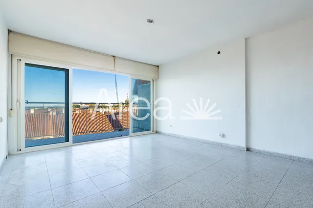 Apartamento con muchas posibilidades primera línea de mar — 15