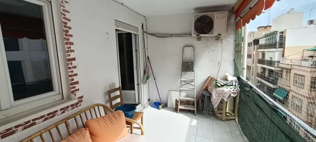 PISO 3 habitaciones EN EL CENTRO DE BENIDORM CON TERRAZA — 17