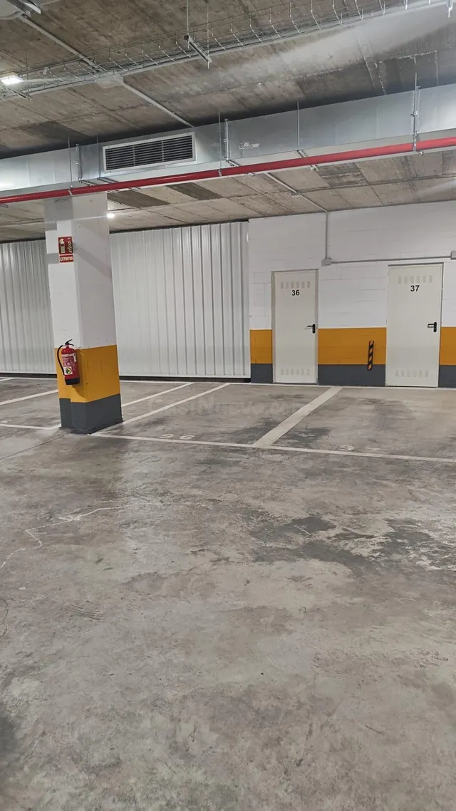 Garaje 15m² en alquiler - Vial Norte - foto 5