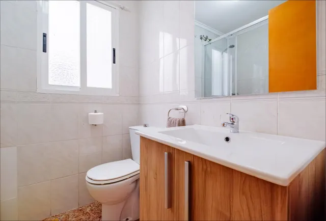 Apartamento de 1 dormitorio con licencia turística a 350 metros de Playa del Cura — 18