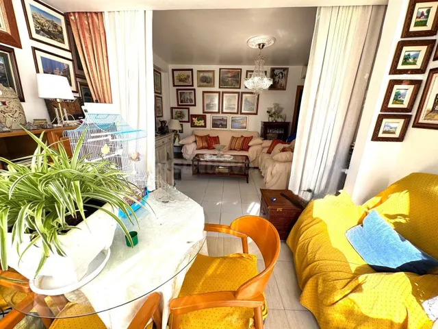 Amplia Vivienda de 4 habitaciones — 5