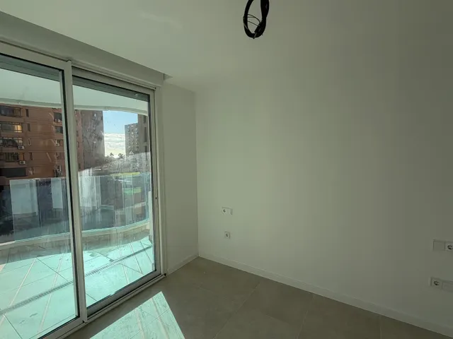 Cuenta con zonas comunes pensadas para el disfrute y la relajación: piscina para adultos, gastrojardín, un gimnasio completo y un spa con sauna. — 18