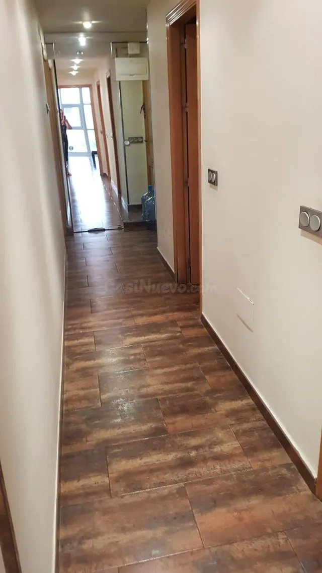 Apartamento de 3 dormitorios completamente reformado - foto 5