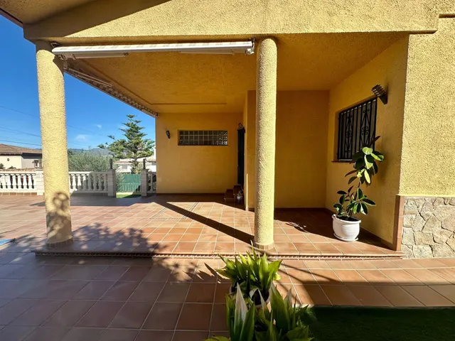 CASA EN OASIS - EL VENDRELL — 12