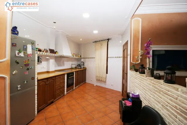 CASA INDEPENDIENTE EN EL CENTRO DE SAGUNTO — 4