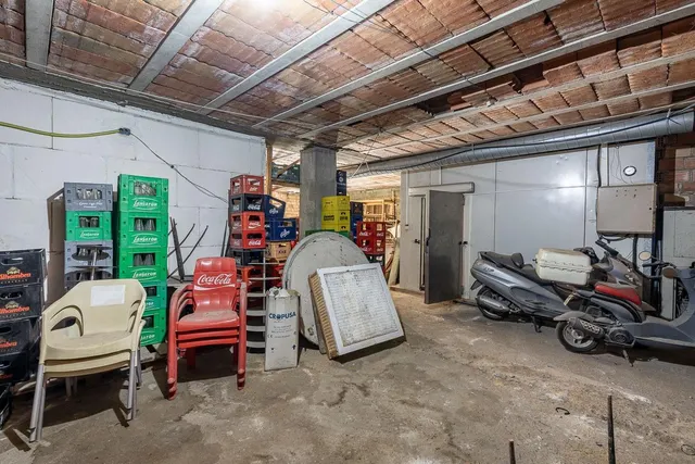 EN VENTA HOTEL Y RESTAURANTE LOS PINILLOS — 32
